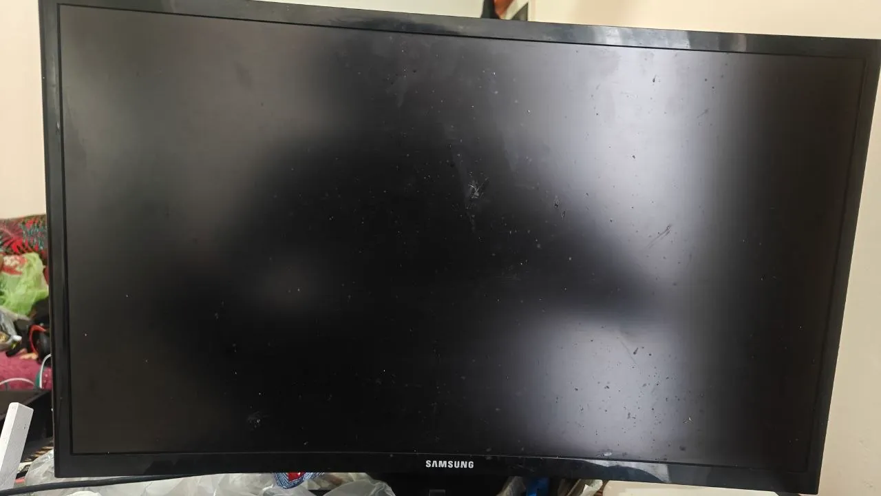 Монитор Samsung Odyssey CRG5 24 игровой 1