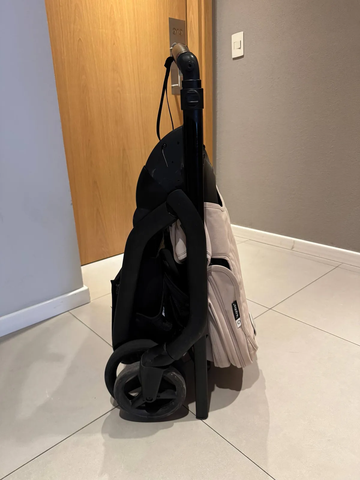 Коляска Bugaboo Dragonfly Black Desert Taupe 7