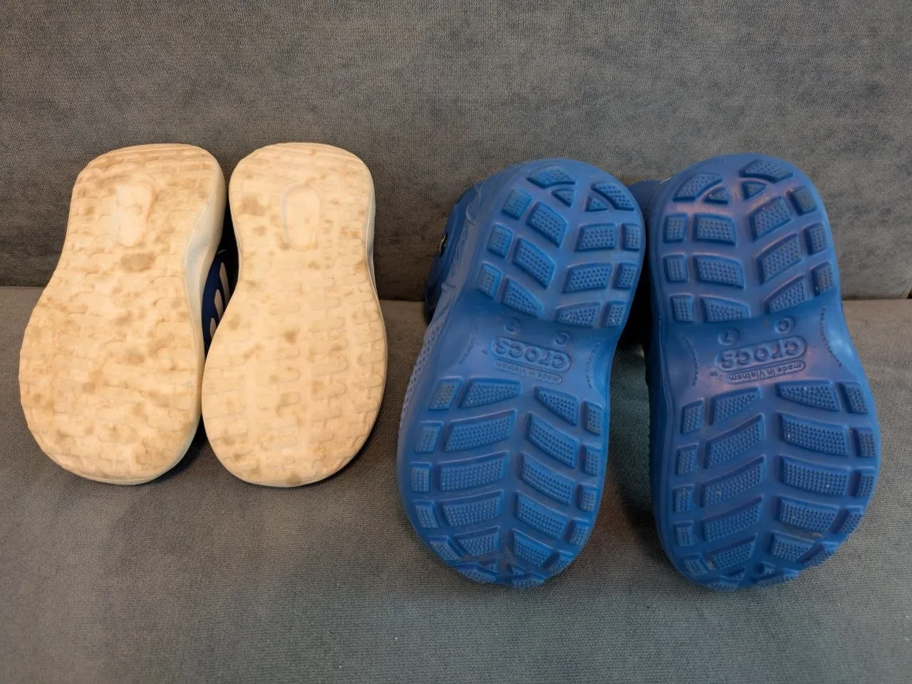 Кроссовки Adidas и сапоги Crocs детские 3