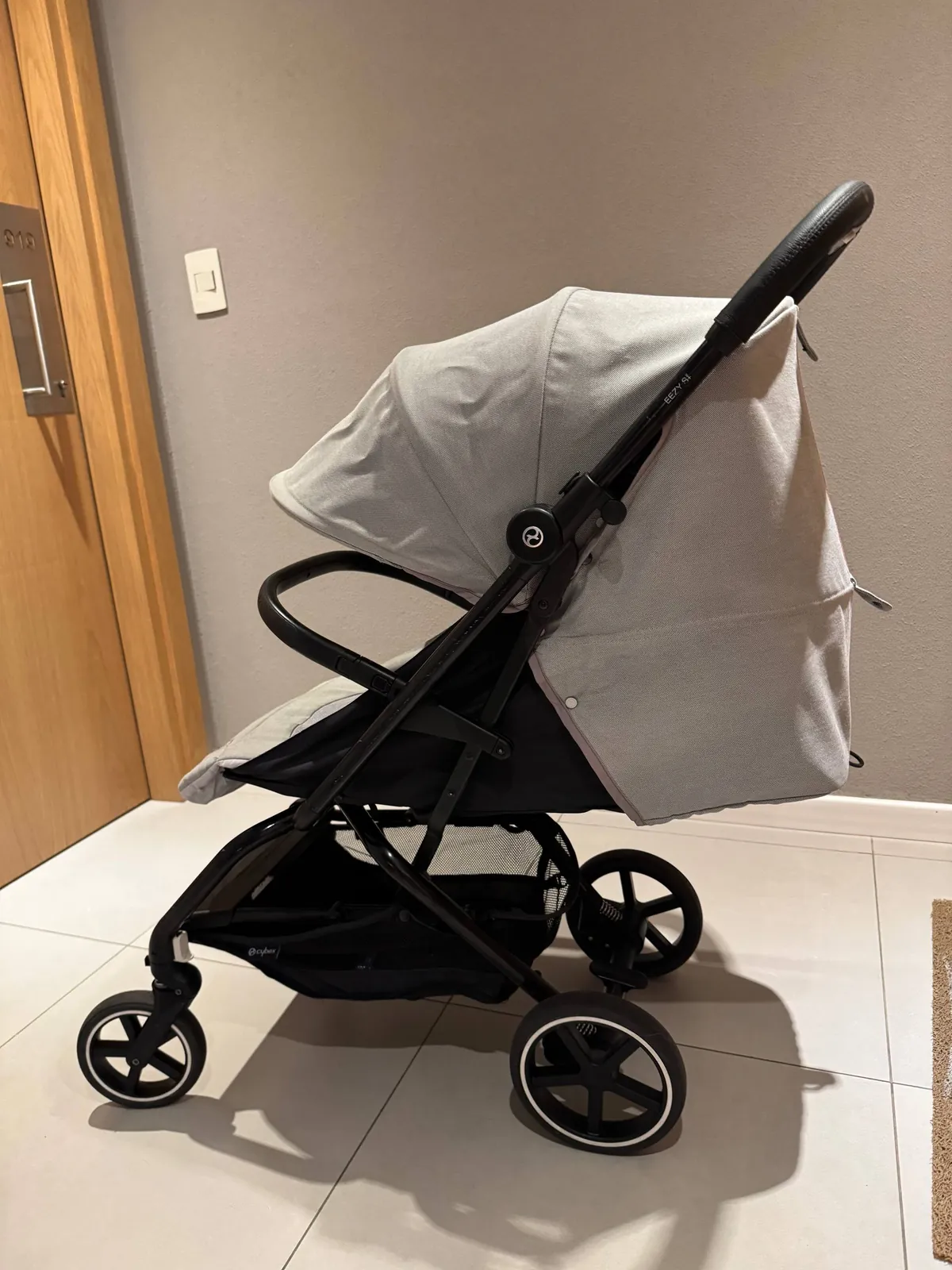 Коляска Cybex Eezy S+ 2 Lava Grey с аксессуарами 3