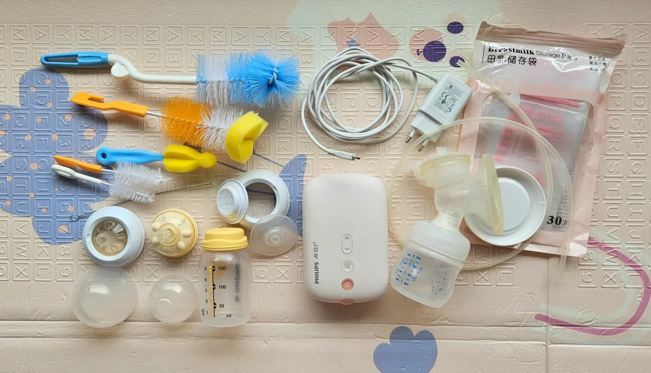 Молокоотсос Philips Avent Electric с полным набором аксессуаров 1