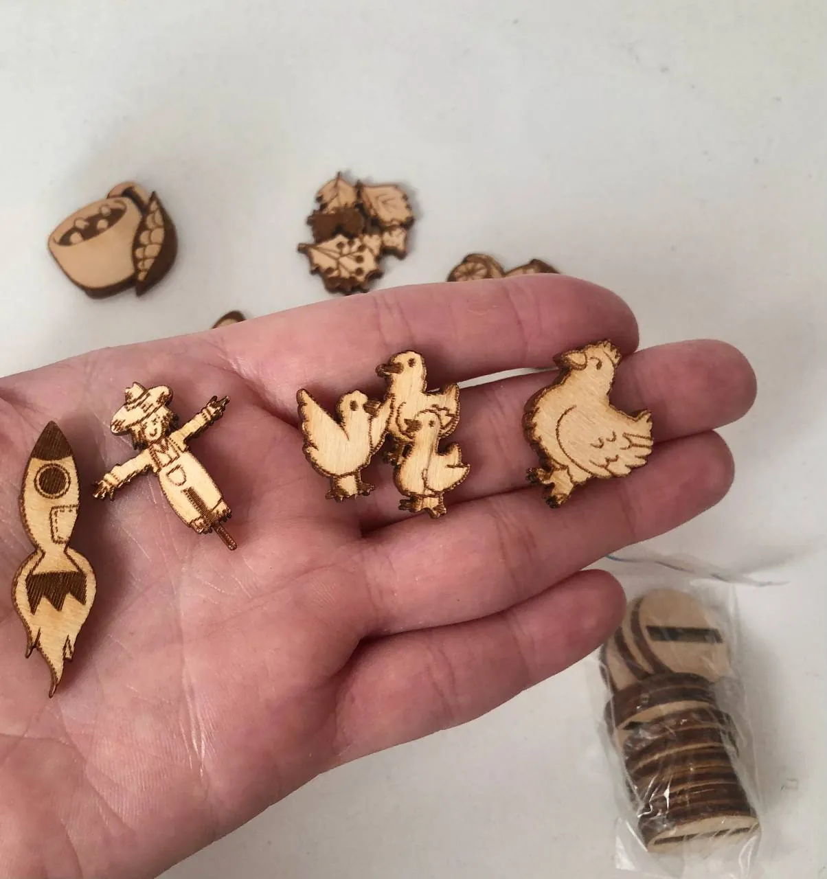 Деревянные фигурки для логопедических занятий 150 штук 1