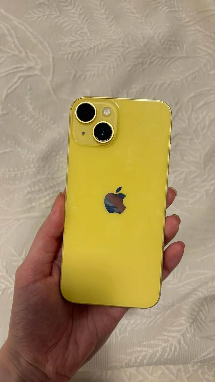 iPhone 14 128 GB желтый 2